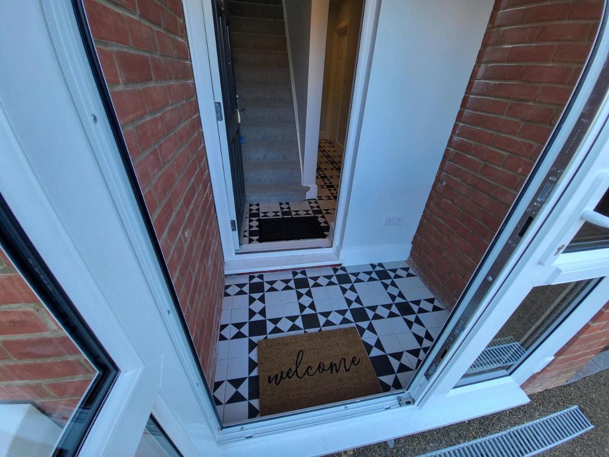 High Spec Large 6 Bedroom House! Kingston upon Thames  Exterior foto